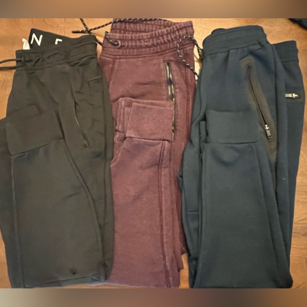 American Eagle Outfitters Men’s Jogger Pants Sm - Black, Maroon, Navy